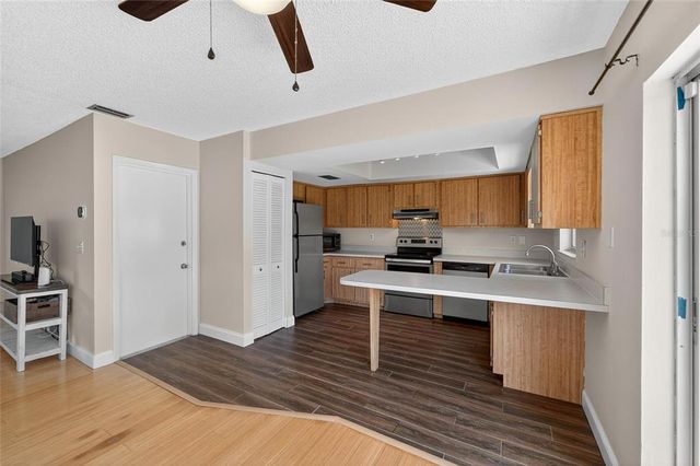1949 N HIGHLAND AVENUE, Clearwater, FL 33755
