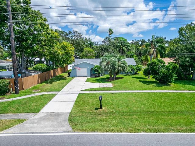 1949 N HIGHLAND AVENUE, Clearwater, FL 33755