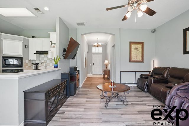 2220 Tralee Circle, Mckinney, TX 75072