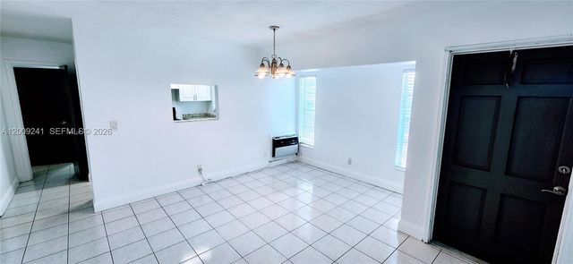 2980 NW 43rd Ter 203, Lauderdale Lakes, FL 33313