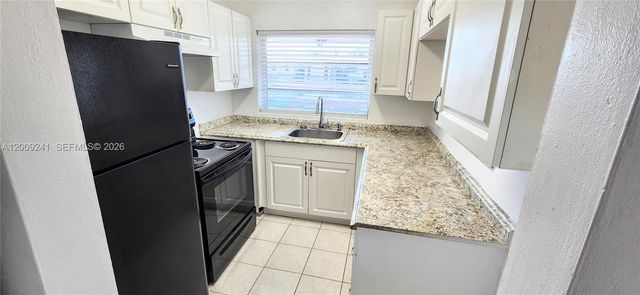 2980 NW 43rd Ter 203, Lauderdale Lakes, FL 33313