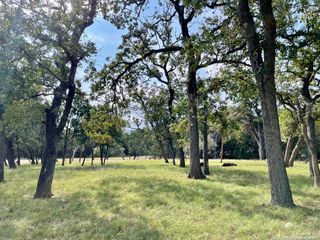 125 Firewheel Dr, Bandera, TX 78003