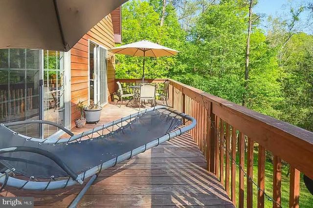 575 CREEKVIEW LN, Berkeley Springs, WV 25411