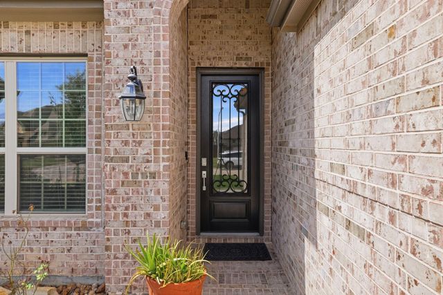 19220 Yellow Chestnut Lane, New Caney, TX 77357