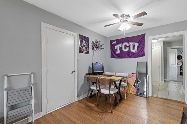 4228 Winfield Avenue, Fort Worth, TX 76109