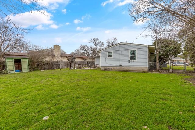 4228 Winfield Avenue, Fort Worth, TX 76109