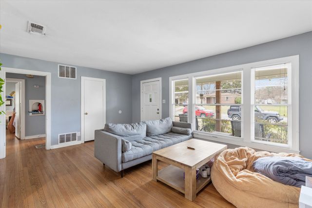 4228 Winfield Avenue, Fort Worth, TX 76109