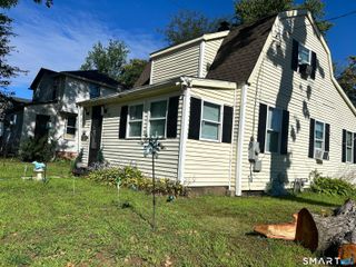 2 Simpson Street, Hartford, CT 06112