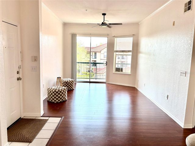 18107 PEREGRINES PERCH PLACE 6303, Lutz, FL 33558