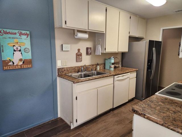 43101 Balsam Lane, Palm Desert, CA 92260