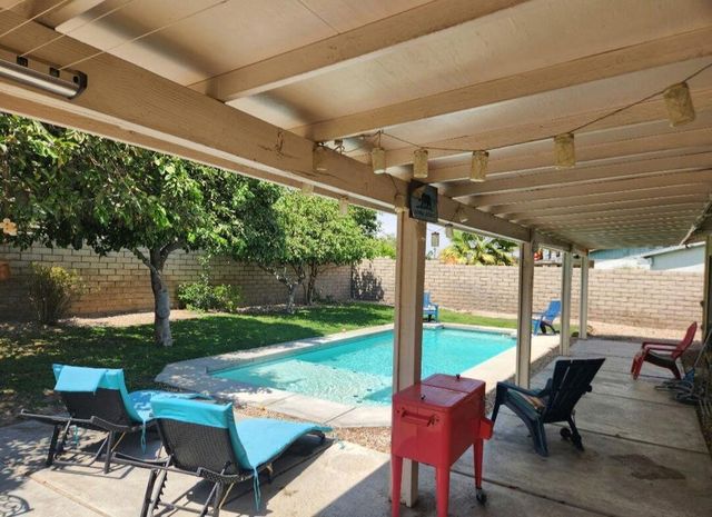 43101 Balsam Lane, Palm Desert, CA 92260