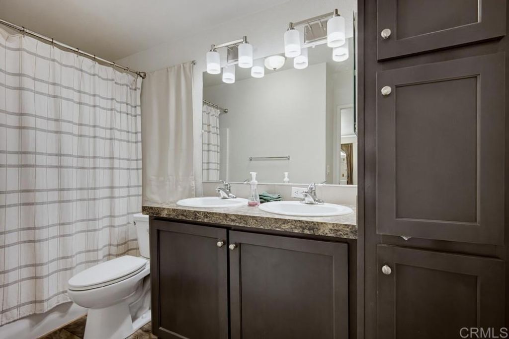 Image 24 of property listing at 1512 E 5Th Street SPC 95, Ontario, CA 91764