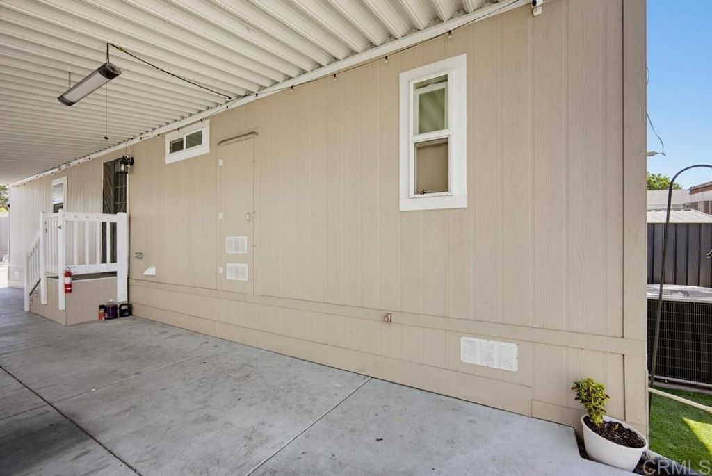 Image 31 of property listing at 1512 E 5Th Street SPC 95, Ontario, CA 91764