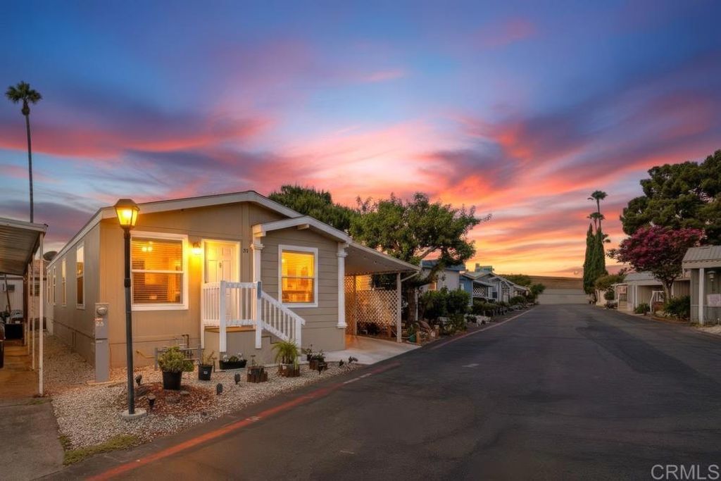 Image 34 of property listing at 1512 E 5Th Street SPC 95, Ontario, CA 91764