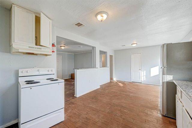 5322 Westover Street, Houston, TX 77033