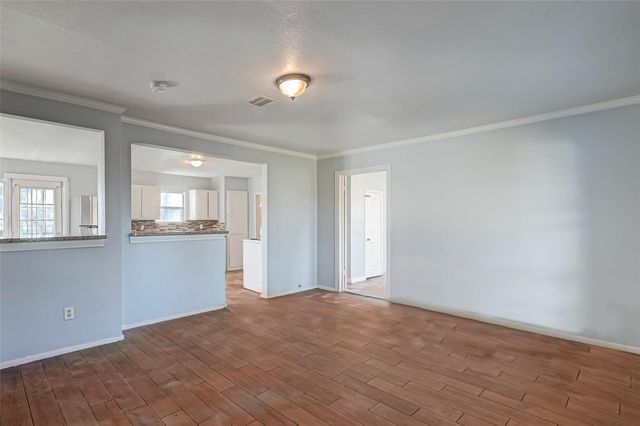 5322 Westover Street, Houston, TX 77033