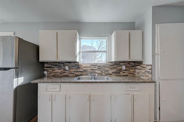 5322 Westover Street, Houston, TX 77033