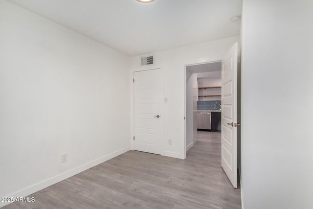 3329 E PALM Lane, Phoenix, AZ 85008