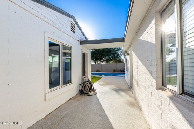 3329 E PALM Lane, Phoenix, AZ 85008