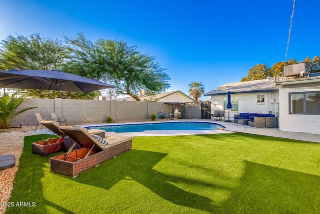 3329 E PALM Lane, Phoenix, AZ 85008