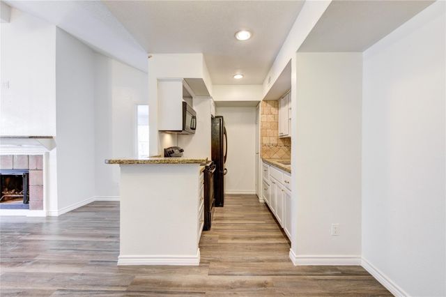 10202 Forum Park Drive 256, Houston, TX 77036