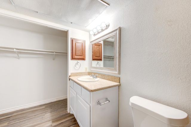 10202 Forum Park Drive 256, Houston, TX 77036
