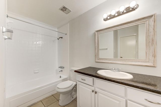 10202 Forum Park Drive 256, Houston, TX 77036