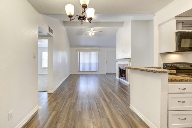 10202 Forum Park Drive 256, Houston, TX 77036