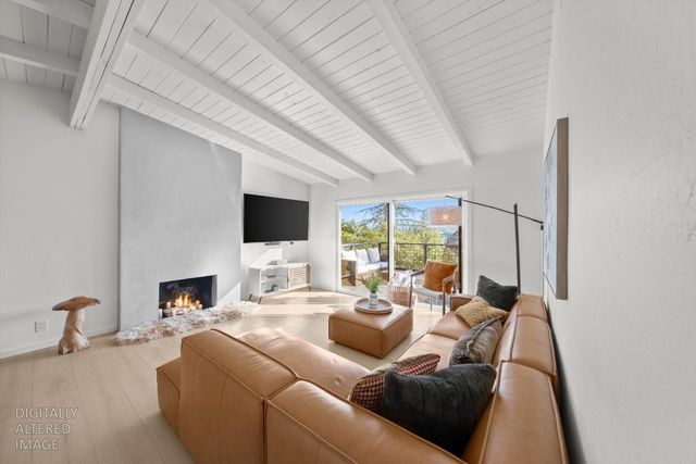 140 Rio Camino St, Auburn, CA 95603