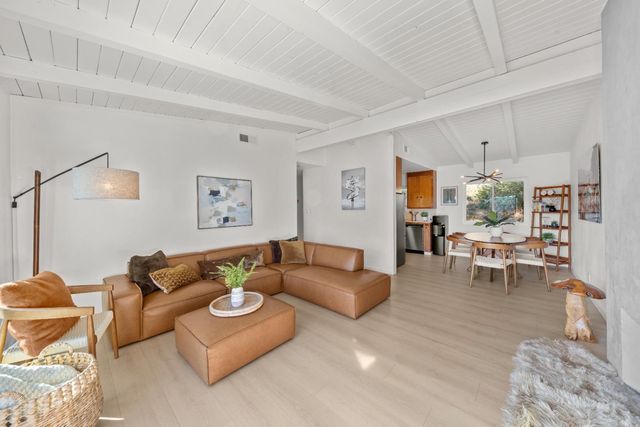 140 Rio Camino St, Auburn, CA 95603