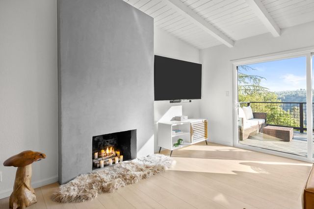 140 Rio Camino St, Auburn, CA 95603