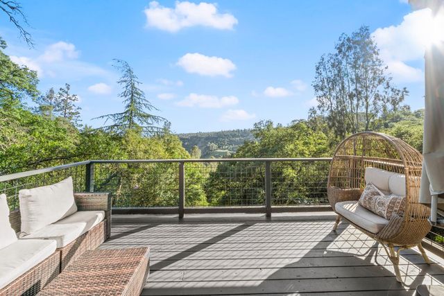 140 Rio Camino St, Auburn, CA 95603