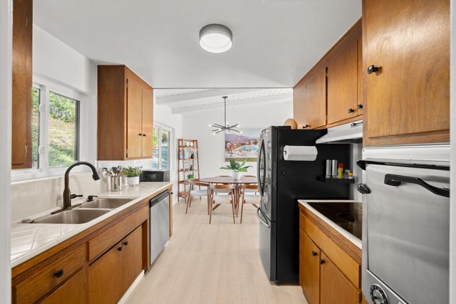 140 Rio Camino St, Auburn, CA 95603