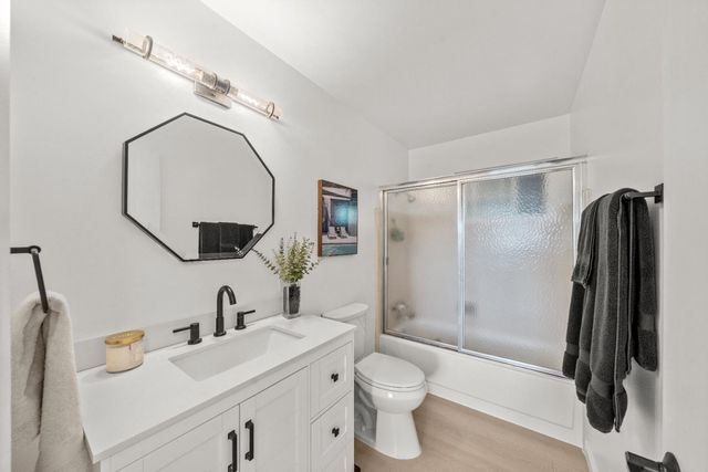 140 Rio Camino St, Auburn, CA 95603