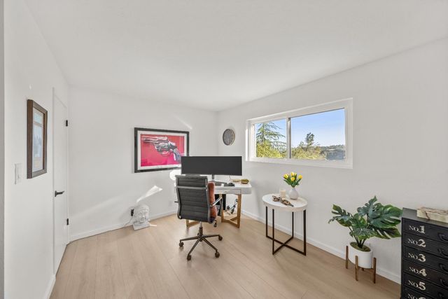 140 Rio Camino St, Auburn, CA 95603