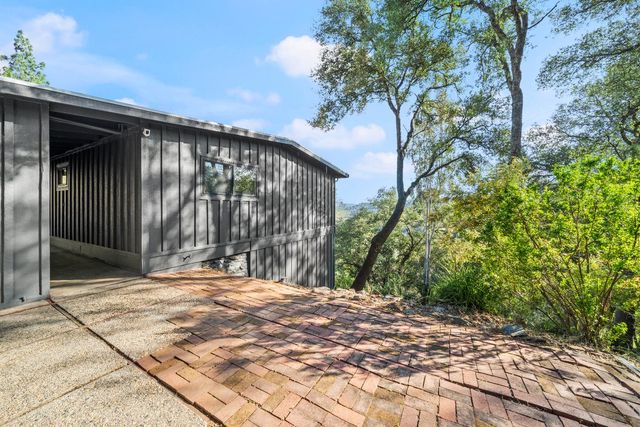 140 Rio Camino St, Auburn, CA 95603