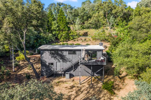 140 Rio Camino St, Auburn, CA 95603