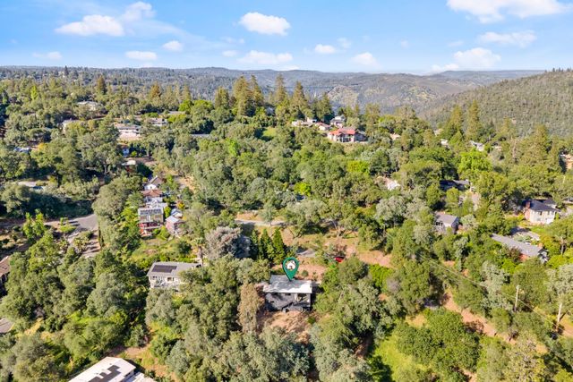 140 Rio Camino St, Auburn, CA 95603