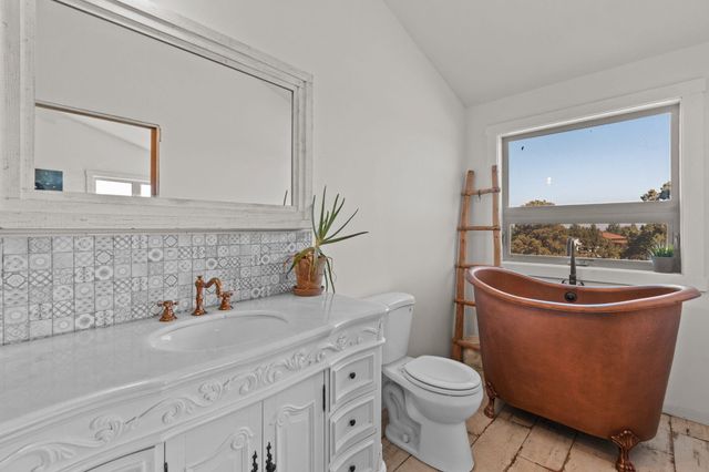 16264 SW Majestic View Lane, Powell Butte, OR 97753