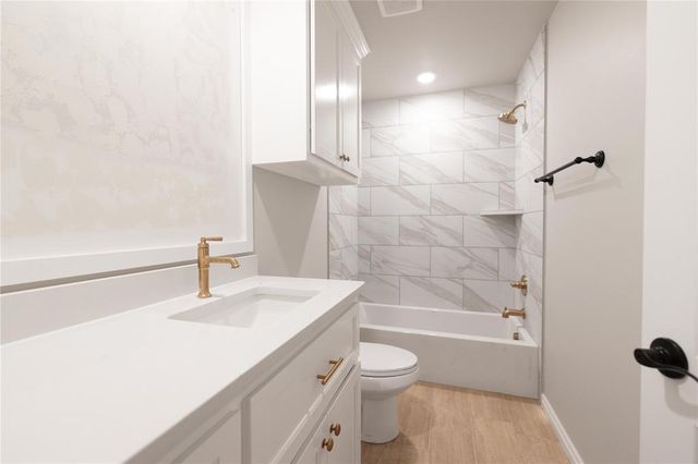 16012 Coneflower Drive, Edmond, OK 73013