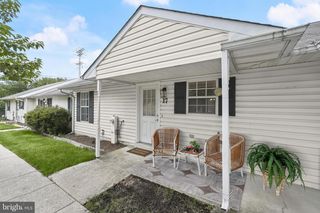9254 CHERRY LN #17, Laurel, MD 20708