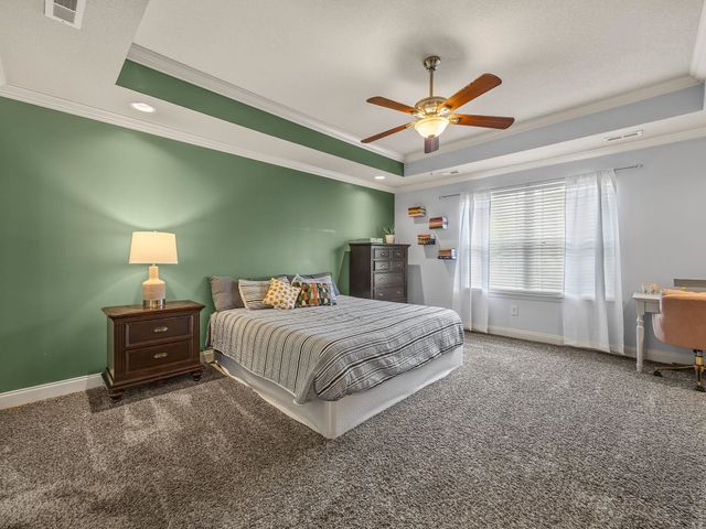 104 Long Creek Ct, Inman, SC 29349