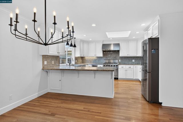 2425 Alvarado Dr, Santa Clara, CA 95051