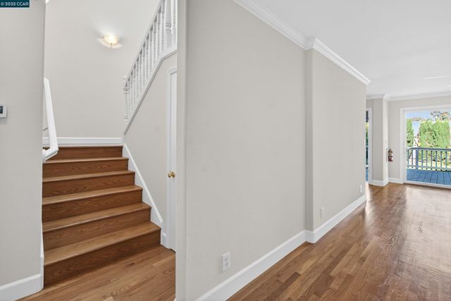 2425 Alvarado Dr, Santa Clara, CA 95051