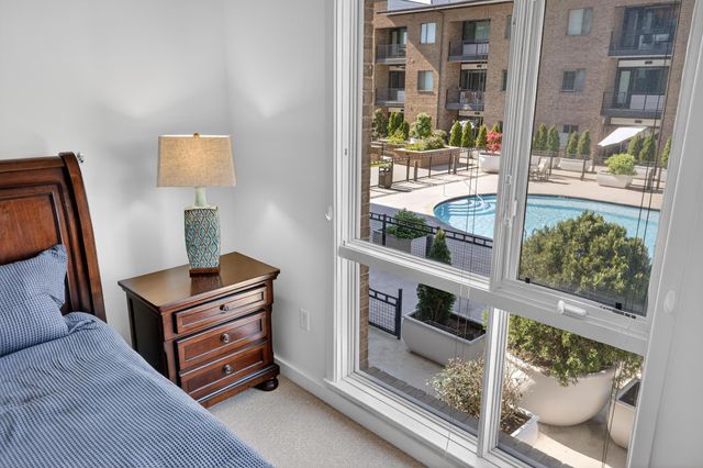 200 Manufacturers Road Apt 320, Chattanooga, TN 37405