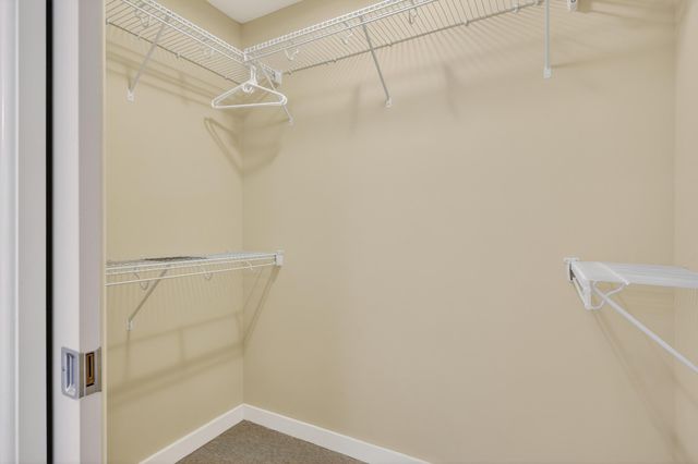 200 Manufacturers Road Apt 320, Chattanooga, TN 37405
