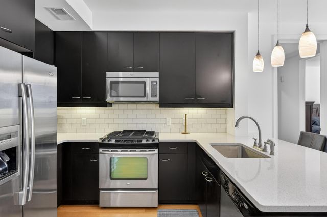 200 Manufacturers Road Apt 320, Chattanooga, TN 37405