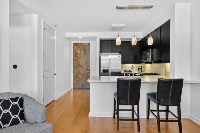 200 Manufacturers Road Apt 320, Chattanooga, TN 37405