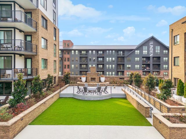 200 Manufacturers Road Apt 320, Chattanooga, TN 37405