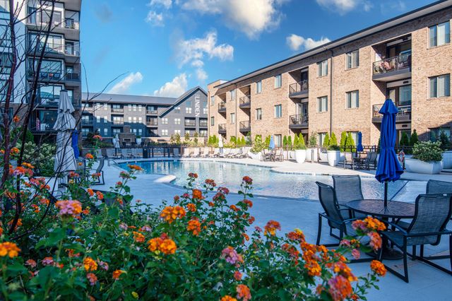 200 Manufacturers Road Apt 320, Chattanooga, TN 37405